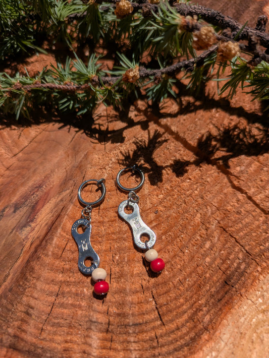 Clip-on earrings Wood/Red